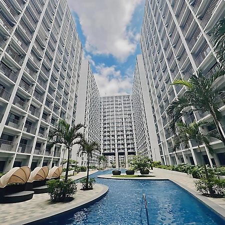 2 Side-By-Side P00L Front Condos, 6 Beds, 2 Cr, 2 Kitchen For 10 Guests At Moa Manila Luaran gambar